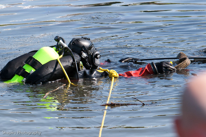 Countryside FPD divers recover car in a pond 5-21-12 at Lakeview Parkway and Fairway Drive Vernon hills